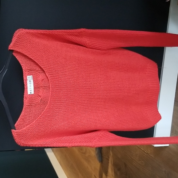 🥳SALE🥳 Orange/red sweater. Medium loose fit.  Retrod brand - Picture 1 of 4